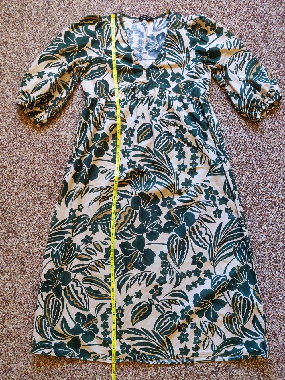 Green and Cream Floral Midi Dress like Boden style M - Picture 4 of 9